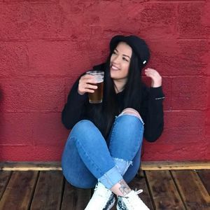 Meet your Posher, Hayley